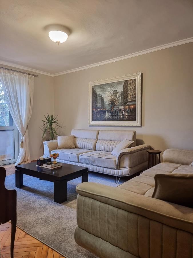 Tirana Center Cozy Apartment Kültér fotó