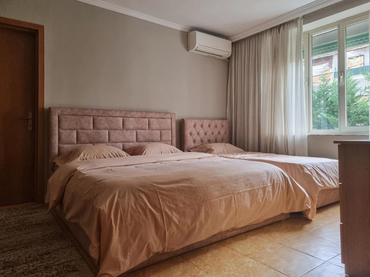 Tirana Center Cozy Apartment Kültér fotó