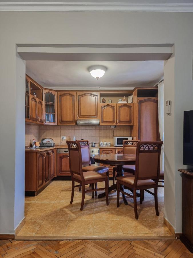 Tirana Center Cozy Apartment Kültér fotó